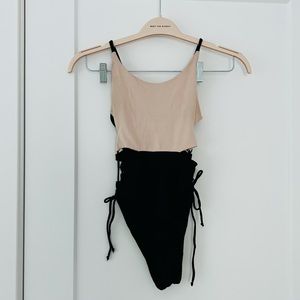 Maylana Swim – Giana Colorblock Lace-Up One-Piece Swimsuit, M